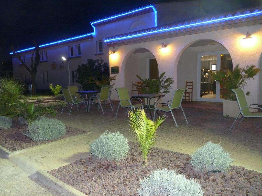 Brit Hotel Bosquet Carcassonne Cité Esterno foto