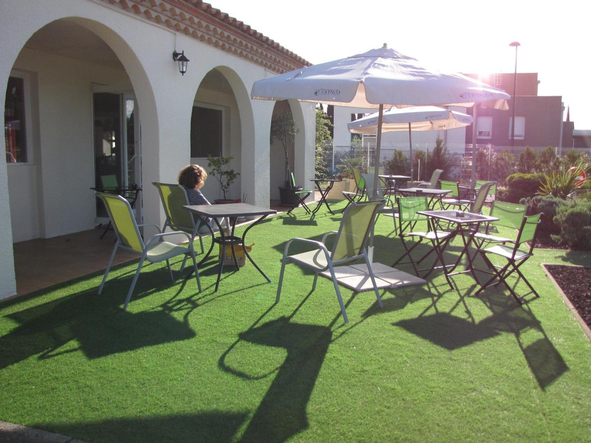 Brit Hotel Bosquet Carcassonne Cité Esterno foto